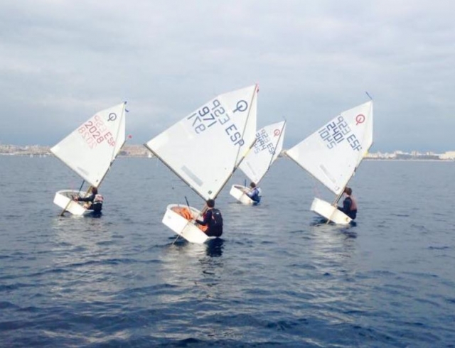 Aprendiendo vela.
